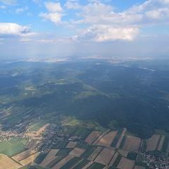 Flugwegposition um 15:17:51: Aufgenommen in der Nähe von Gemeinde Sieghartskirchen, Österreich in 1634 Meter